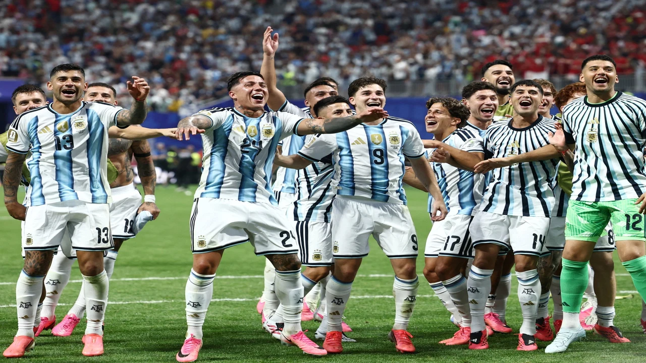 فيفا clears Argentina of controversy over ‘Falklands’ song after Egypt match